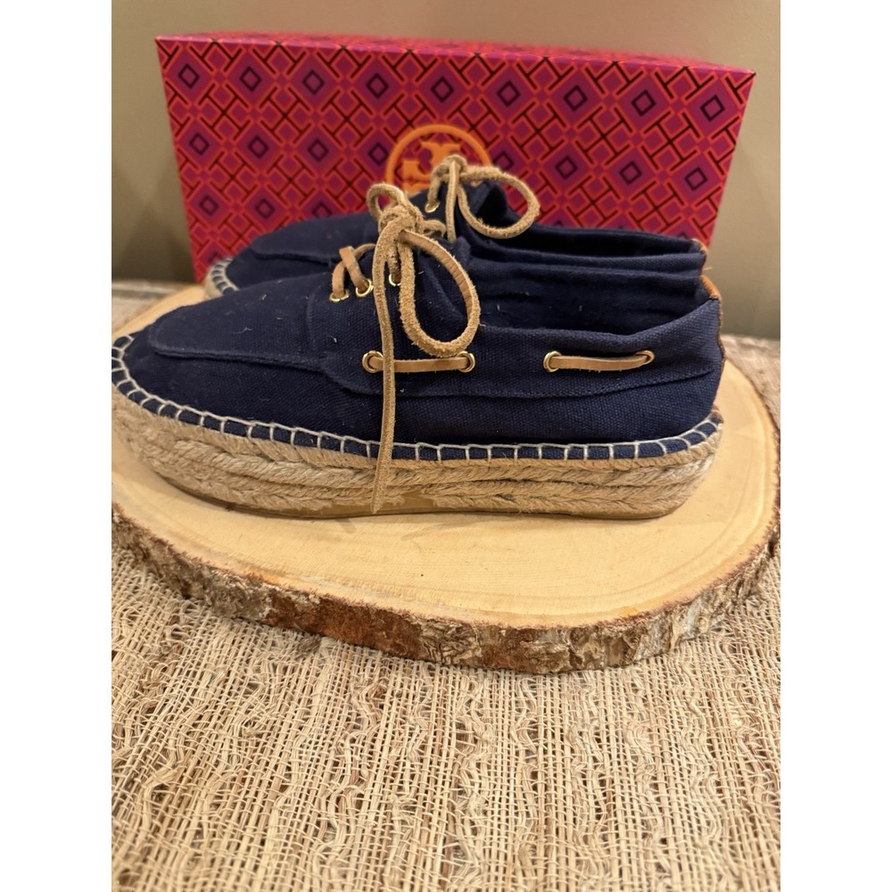 Tory Burch Women's Blanton Boat Shoes Navy Size 7 Nautical Coastal Chic - Picture 5 of 11